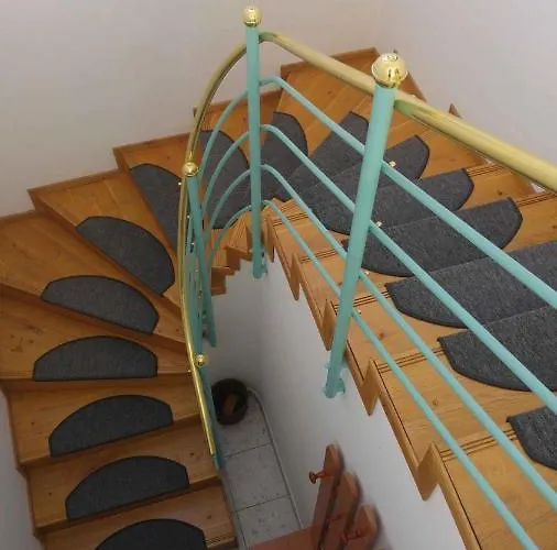 In 35154 * Balatonboglár